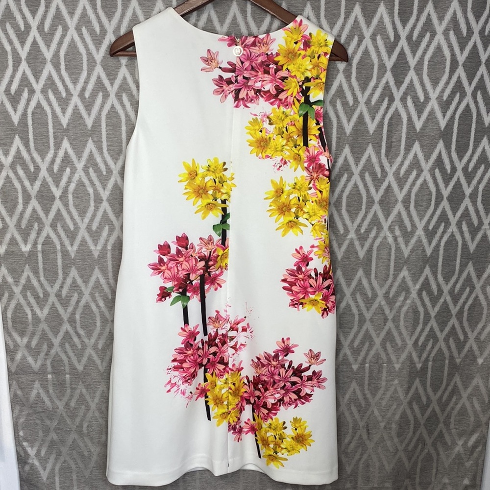 Tommy Hilfiger Sleeveless Cream Shift Dress w/ Pink & Yellow Floral Print Size:8 - Picture 2 of 6